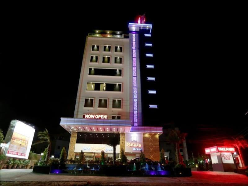Hotel Sitara Grand Miyapur Haidarábád Kültér fotó