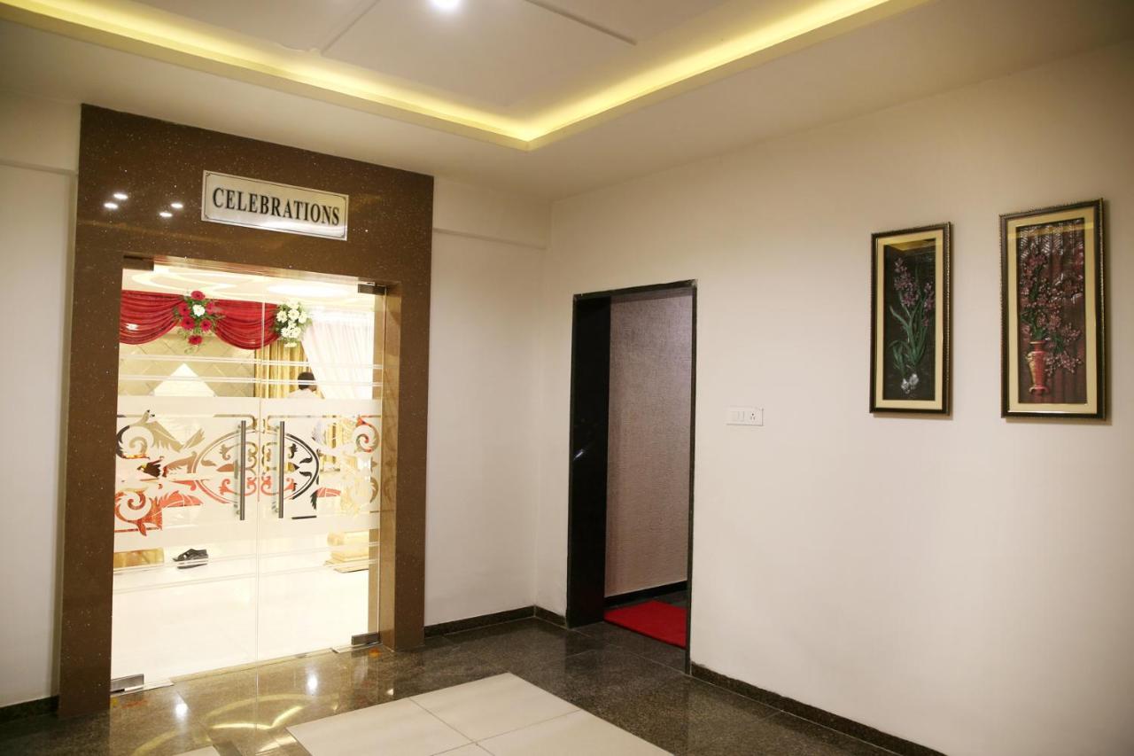 Hotel Sitara Grand Miyapur Haidarábád Kültér fotó